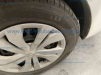 Nissan Versa 2021 4p Sense L4/1.6 Aut IMG_8901