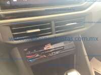 Volkswagen Nivus 2023 5p Highline L3/1.0/T Tiptronic 2023 Volkswagen Nivus Ingreso Interiores 10