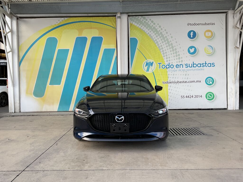 Mazda 3 2021 5 p Hatchback i Sport TA 2.5 Skyactiv-drive 2021 Mazda 3 Venta Exteriores 2