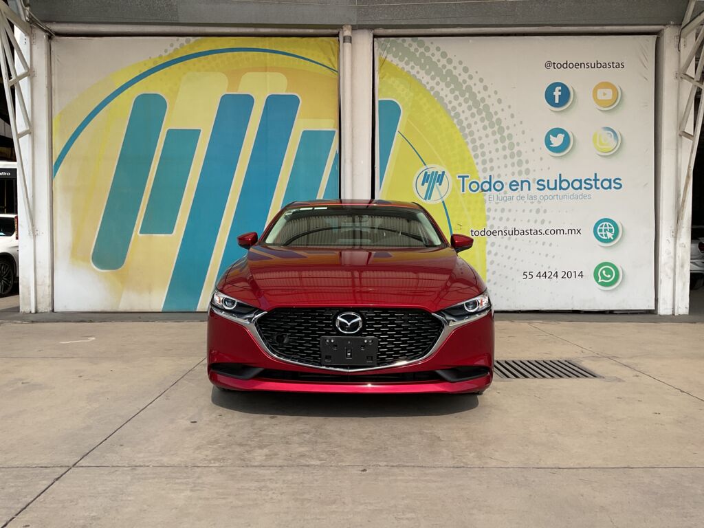 Mazda 3 2021 4p Sedán i Grand Touring L4/2.5 Skyactiv-Drive 2021 Mazda 3 Venta Exteriores 2
