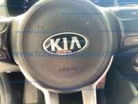 Kia Rio 2021 4p Sedán L L4/1.6 Aut  2021 Kia Rio Ingreso Interiores 17
