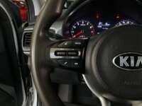 Kia Rio 2021 4p Sedán L L4/1.6 Aut  2021 Kia Rio Venta Interiores 6