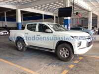 Mitsubishi L200 2022 4p GLS Doble Cabina L4/2.5/T Diesel Man 4X4 2022 Mitsubishi L200 Ingreso Exteriores 3