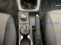 Mitsubishi L200 2022 4p GLS Doble Cabina L4/2.5/T Diesel Man 4X4 2022 Mitsubishi L200 Ingreso Interiores 12