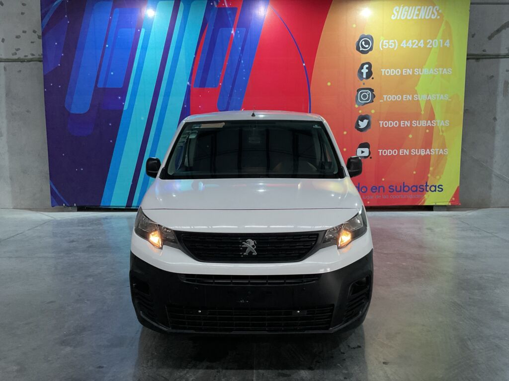 Peugeot Partner 2021 5p L4/1.6/T Diesel Man 2021 Peugeot Partner Venta Exteriores 2
