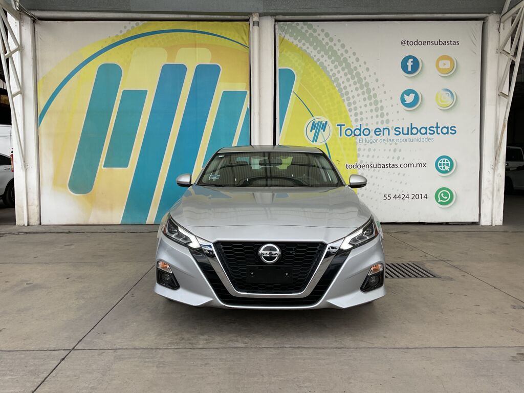 Nissan Altima 2022 4p Advance L4/2.5 CVT     2022 Nissan Altima Venta Exteriores 2