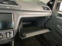 Volkswagen Saveiro 2025 2p Robust L4/1.6 Man A/A 2025 Volkswagen Saveiro Venta Interiores 15