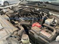 Nissan NP300 Frontier 2021 4p SE L4/2.5 Man IMG_9535