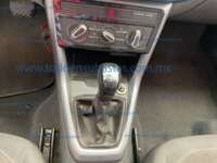 Volkswagen T-Cross 2024 5p Trendline L4/1.6 Tiptronic 2024 Volkswagen T-Cross Ingreso Interiores 13