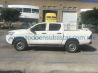 Toyota Hilux 2021 4p Doble Cabina Base L4/2.7 Man    2021 Toyota Hilux Ingreso Exteriores 8