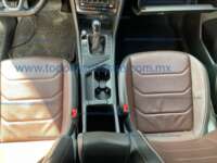 Volkswagen Tiguan 2022 5p Comfortline L4/1.4/T DSG 2022 Volkswagen Tiguan Ingreso Interiores 10