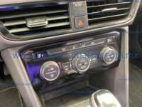 Volkswagen Taos 2024 5p Highline L4/1.4/T Tiptronic 2024 Volkswagen Taos Ingreso Interiores 13