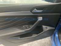 Volkswagen Jetta 2024 4p Sportline L4/1.4/T Tiptronic IMG_9649