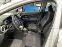 Nissan Versa 2021 4p Sense L4/1.6 CVT IMG_9842