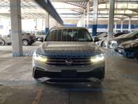 Volkswagen Tiguan 2022 5p R-Line L4/1.4/T DSG Línea Nueva IMG_6956