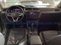 Volkswagen Tiguan 2022 5p R-Line L4/1.4/T DSG Línea Nueva IMG_6969