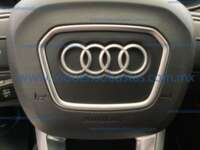 Audi Q3 2021 5p S Line L4/1.4/T S-Tronic    2021 Audi Q3 Ingreso Interiores 21