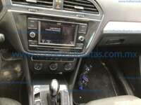 Volkswagen Tiguan 2020 5p Trendline Plus L4/1.4/T DSG   2020 Volkswagen Tiguan Ingreso Interiores 6