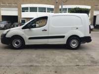 Peugeot Partner 2019 5p L4/1.6/T Diesel Man       2019 Peugeot Partner Venta Exteriores 8