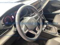 Volkswagen Taos 2024 5p Highline L4/1.4/T Aut 2024 Volkswagen Taos Ingreso Interiores 2