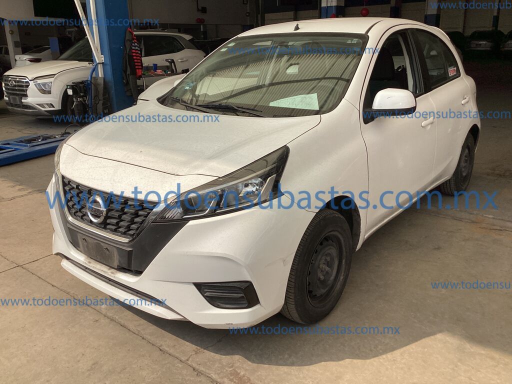 Nissan March 2021 5p Sense L4/1.6 Man IMG_4511