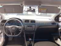 Volkswagen Vento 2021 4p Startline L4/1.6 Man 2021 Volkswagen Vento Ingreso Interiores 17