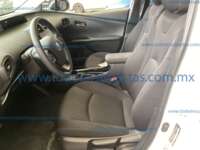 Toyota Prius 2021 5p Base Hibrido L4/1.8 Aut 2021 Toyota Prius Ingreso Interiores 1