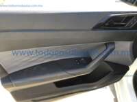 Volkswagen Polo 2024 5p Track L4/1.6 Man 2024 Volkswagen Polo Ingreso Interiores 11