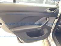 Volkswagen T-Cross 2022 5p Trendline L4/1.6 Aut 2022 Volkswagen T-Cross Ingreso Interiores 21