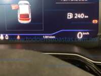 Volkswagen Nivus 2023 5p Highline L3/1.0/T Tiptronic IMG_7020