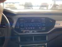 Volkswagen T-Cross 2024 5p Trendline L4/1.6 Tiptronic IMG_7069