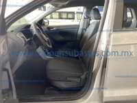 Volkswagen T-Cross 2024 5p Trendline L4/1.6 Tiptronic IMG_7065