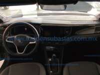 Volkswagen Nivus 2023 5p Highline L3/1.0/T Tiptronic IMG_7444