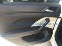 Volkswagen Taigun 2023 5p Comfortline L4/1.0/T Aut 2023 Volkswagen Taigun Ingreso Interiores 18