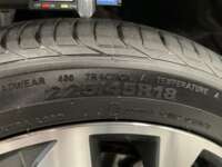 Jac SEI 4 2023 5p ESEI4 Pro EV 51.9 kWh CVT 2023 Jac SEI 4 Venta Llantas 12