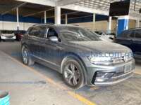 Volkswagen Tiguan 2019 5p R-Line L4/1.4/T DSG IMG_7283