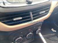 Chevrolet Onix 2023 4p Premier Redline L3/1.0/T Aut IMG_4586