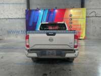 Nissan NP300 Frontier 2021 4p LE L4/2.5 Aut 2021 Nissan NP300 Frontier Ingreso Exteriores 5
