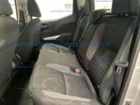 Nissan NP300 Frontier 2021 4p LE L4/2.5 Aut 2021 Nissan NP300 Frontier Ingreso Interiores 16