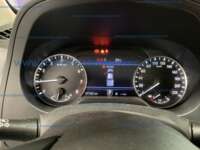 Nissan NP300 Frontier 2021 4p LE L4/2.5 Aut 2021 Nissan NP300 Frontier Ingreso Interiores 3