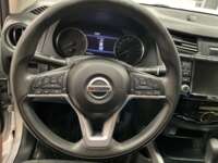 Nissan NP300 Frontier 2021 4p LE L4/2.5 Aut 2021 Nissan NP300 Frontier Venta Interiores 1