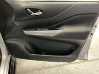 Nissan NP300 Frontier 2021 4p LE L4/2.5 Aut 2021 Nissan NP300 Frontier Venta Interiores 17