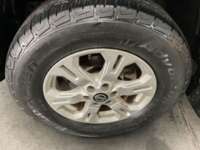 Nissan NP300 Frontier 2021 4p LE L4/2.5 Aut 2021 Nissan NP300 Frontier Venta Llantas 1