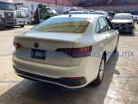 Volkswagen Jetta 2023 4p Trendline L4/1.4/T Tiptronic 2023 Volkswagen Jetta Ingreso Exteriores 4