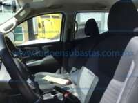 Nissan NP300 Frontier 2021 4p DC Diesel L4/2.5/T 4x4 Man 2021 Nissan NP300 Frontier Ingreso Interiores 13