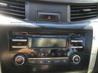 Nissan NP300 Frontier 2021 4p DC Diesel L4/2.5/T 4x4 Man 2021 Nissan NP300 Frontier Ingreso Interiores 5