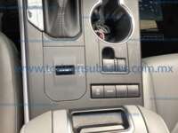 Toyota Highlander 2022 5p XLE V6/3.5 Aut 2022 Toyota Highlander Ingreso Interiores 16