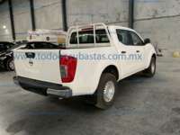 Nissan NP300 Frontier 2018 4p S L4/2.5 Man A/A Paq. Seg. 2018 Nissan NP300 Frontier Ingreso Exteriores 5