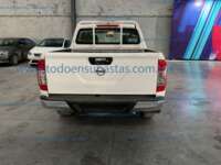 Nissan NP300 Frontier 2018 4p S L4/2.5 Man A/A Paq. Seg. 2018 Nissan NP300 Frontier Ingreso Exteriores 6