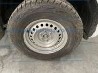 Nissan NP300 Frontier 2018 4p S L4/2.5 Man A/A Paq. Seg. IMG_0941